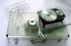 plc實(shí)訓(xùn)臺零件名稱是什么樣的(圖2) plc實(shí)訓(xùn)臺零件名稱是什么樣的(圖2)